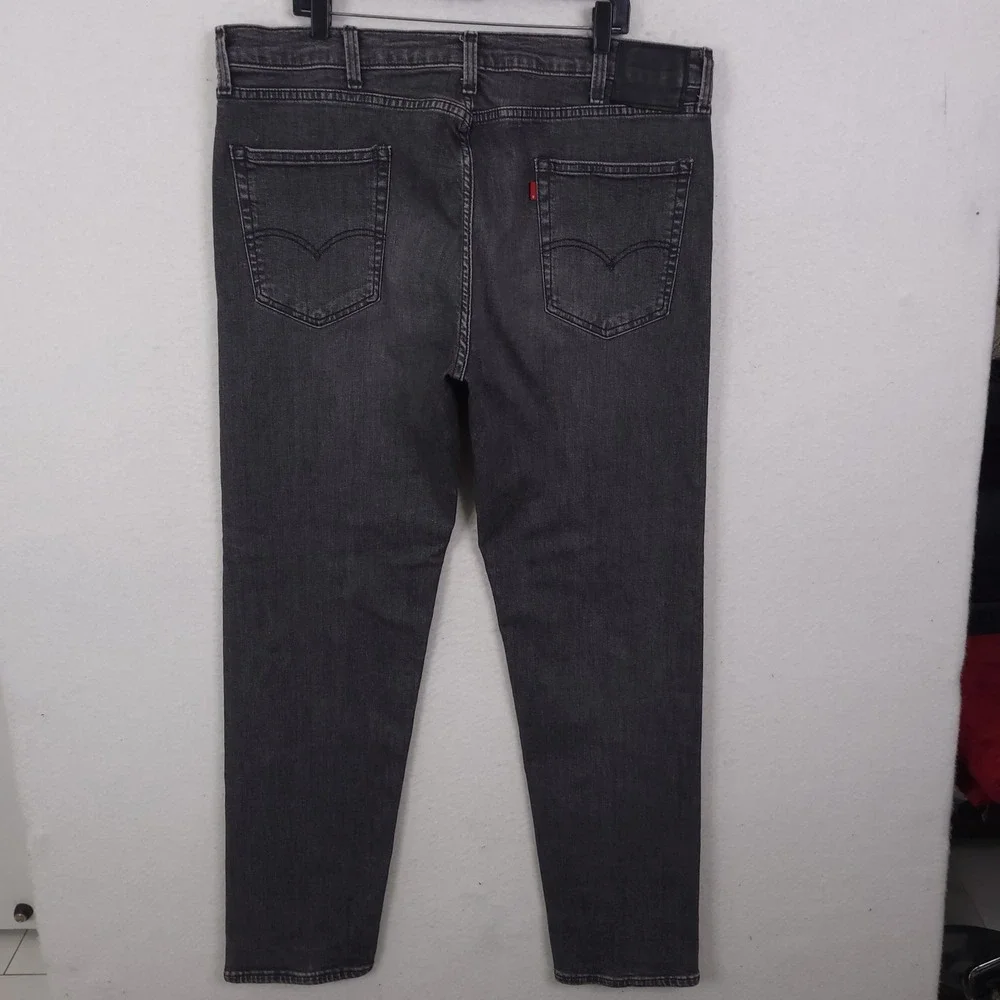 Levis versatile washed